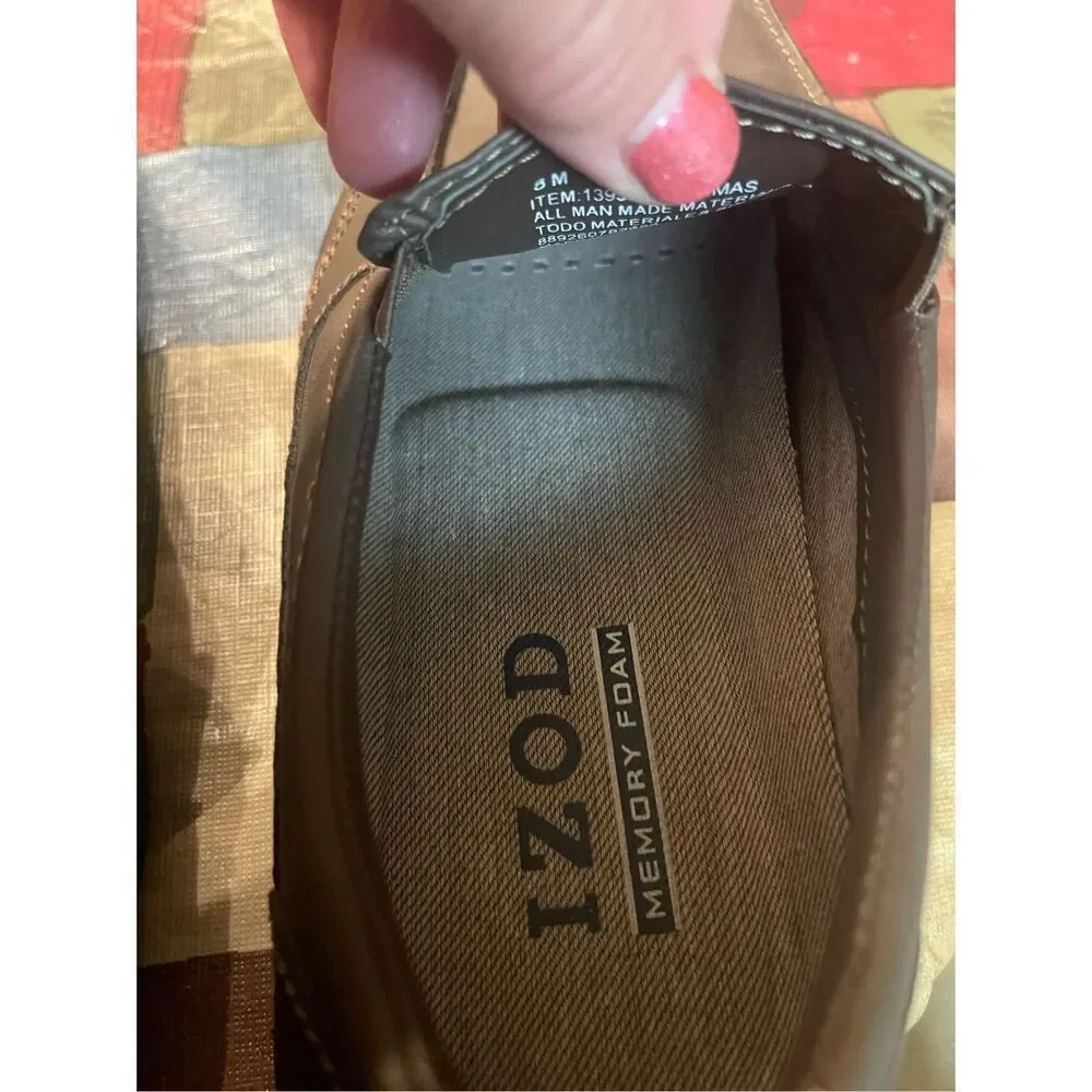 NWOT IZOD Men's Thomas Slip-On Memory Foam Loafer Casual Flat Shoes Size 8M